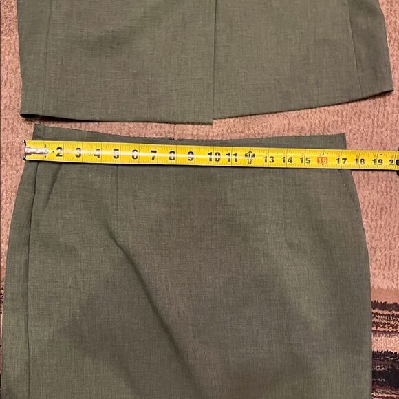 Alfred Dunner Green Pencil Skirt Suit - Picture 4 of 9
